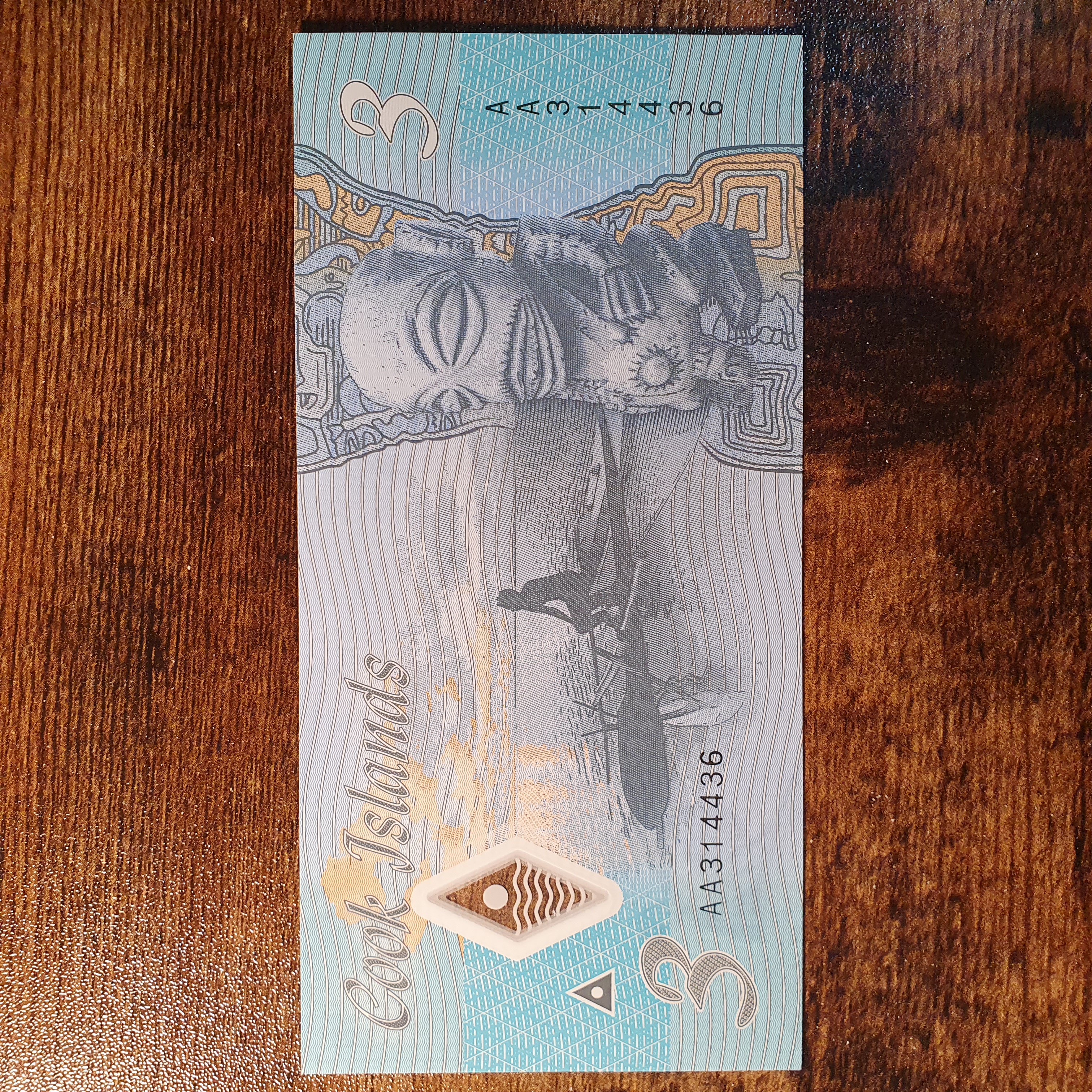 3 Dollar back
