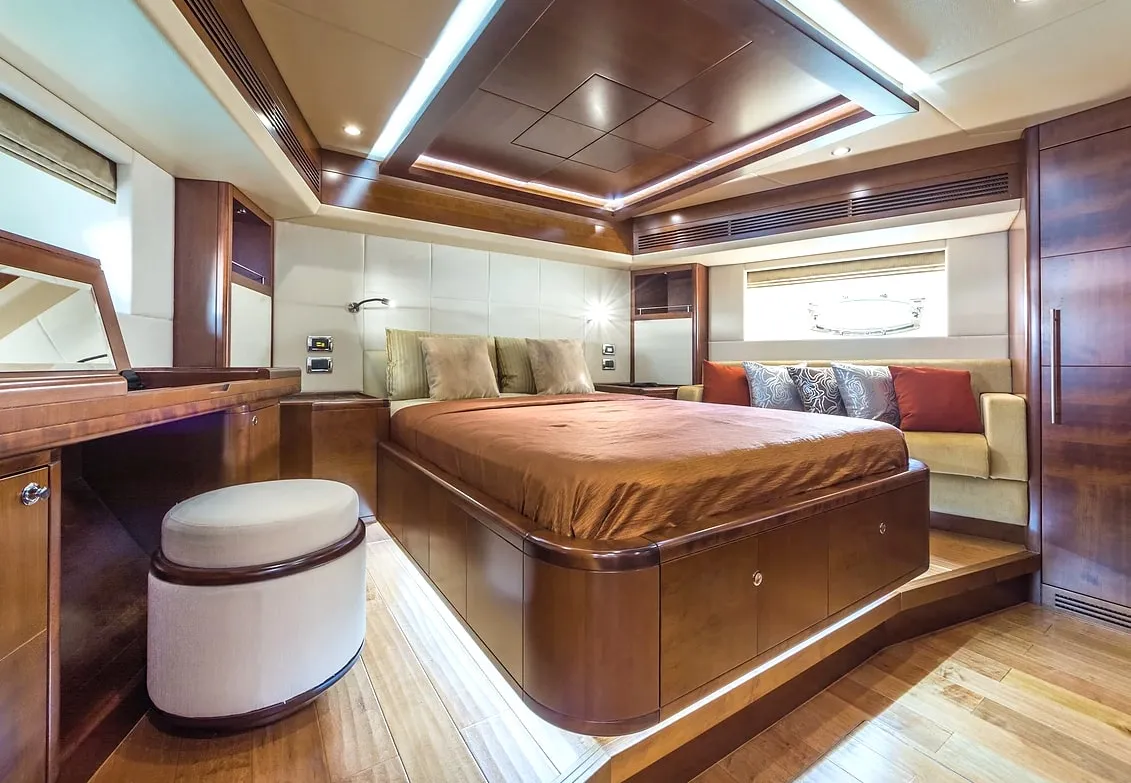 90ft Yacht SEAMASTER 7