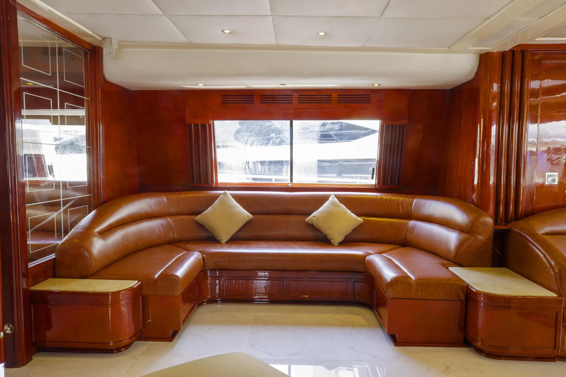95ft Yacht SEAMASTER 8