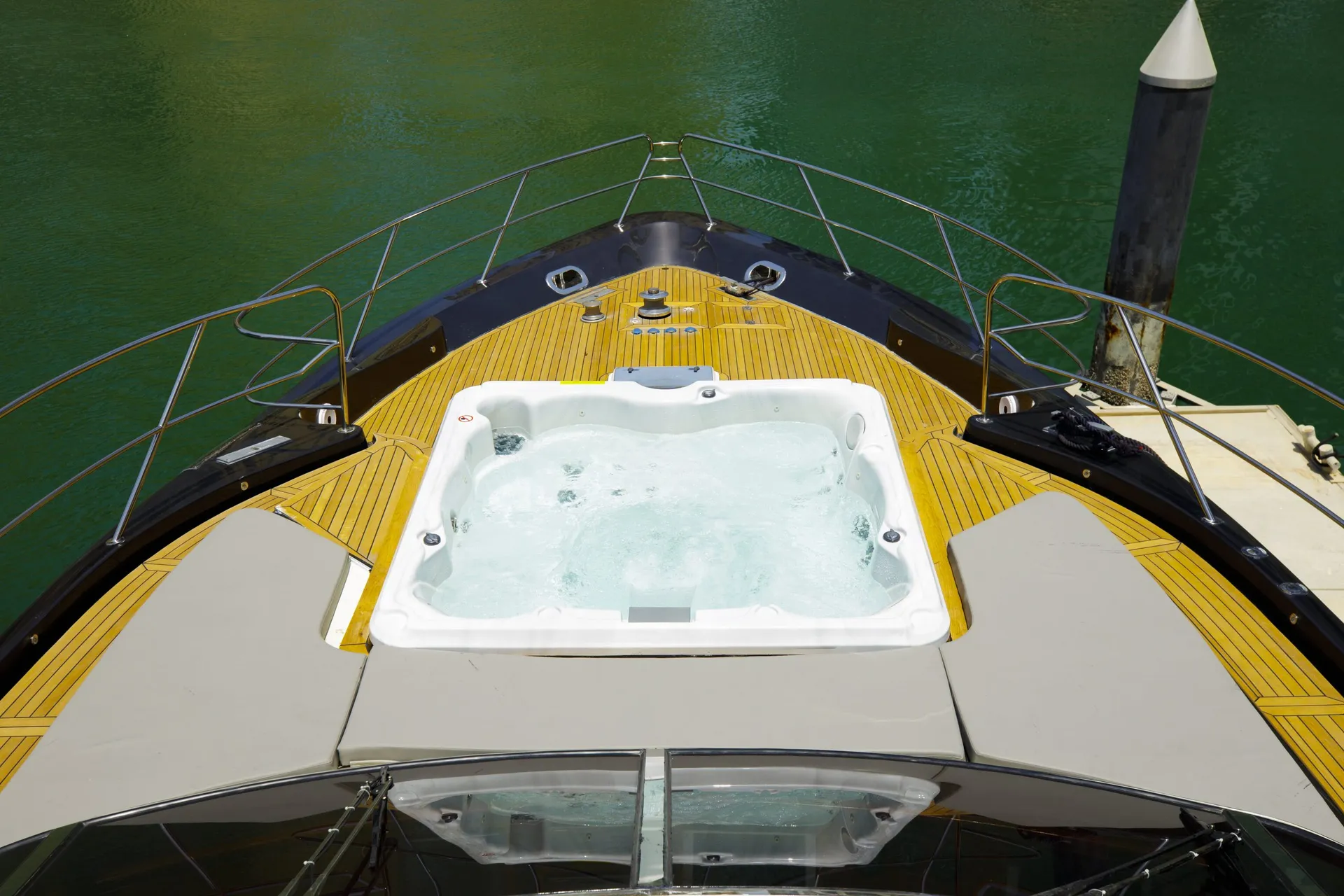 95ft Yacht SEAMASTER 8