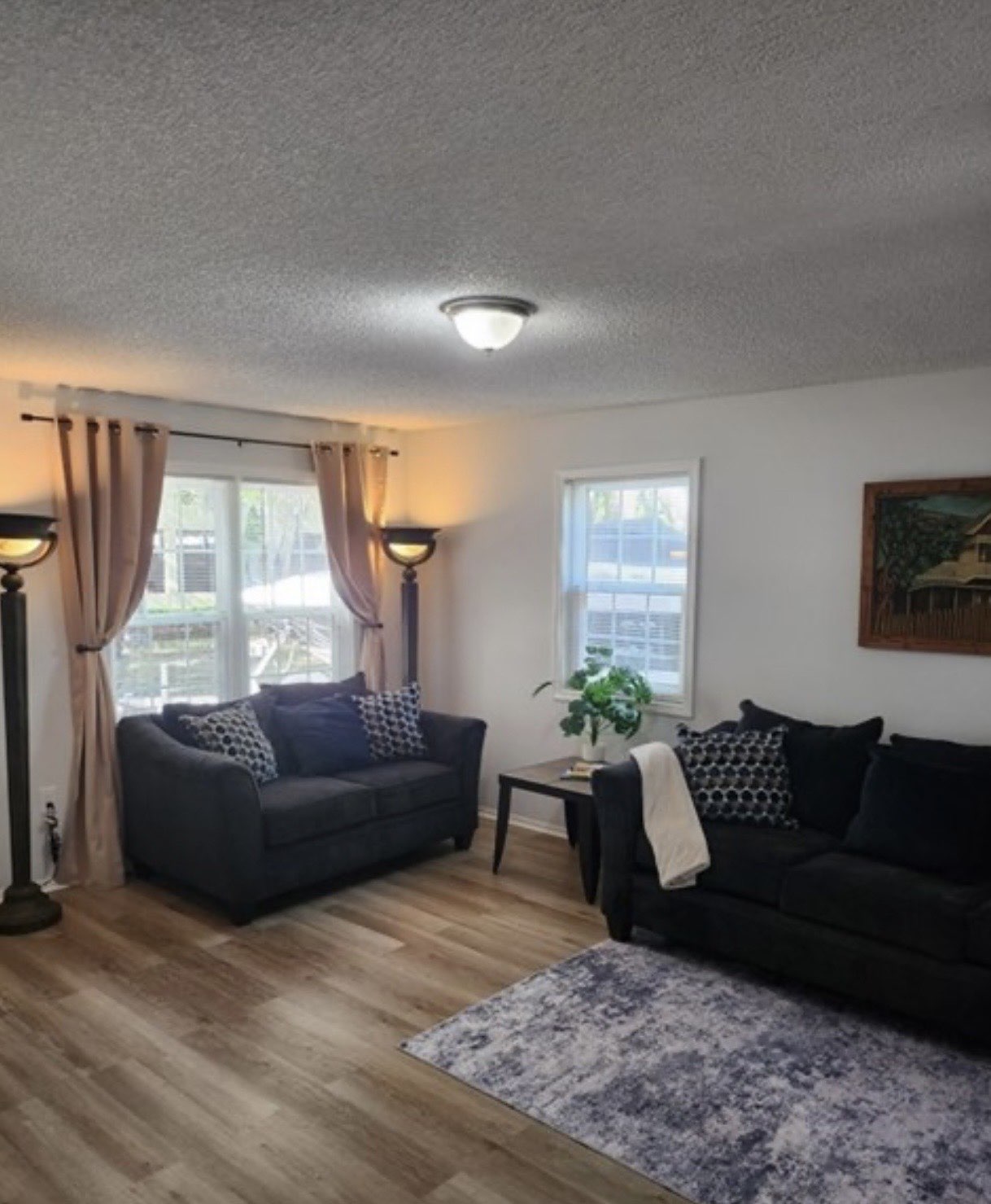 3-bedroom fully furnished apartment