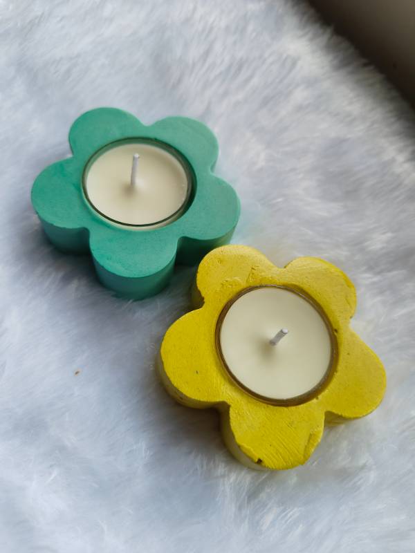 Flower T-light holders