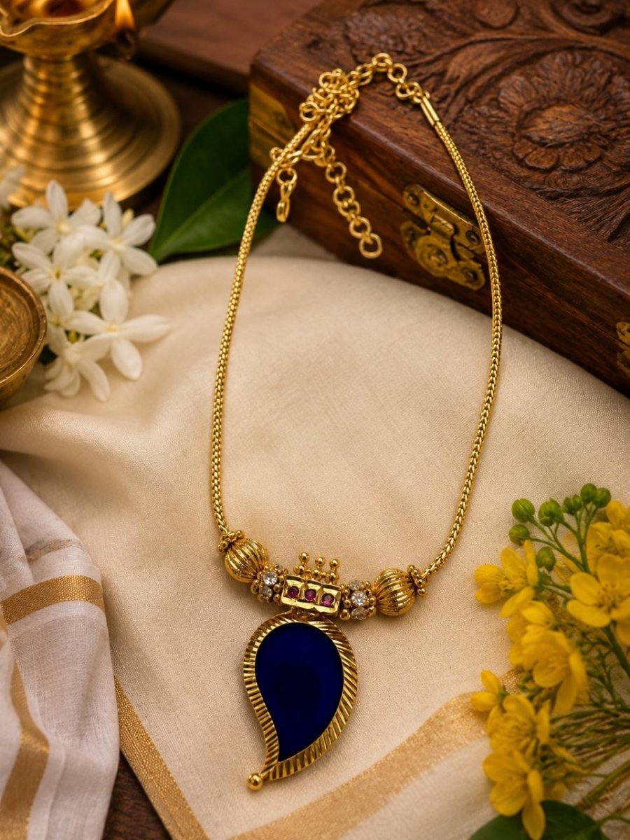 Traditional blue maanga mala