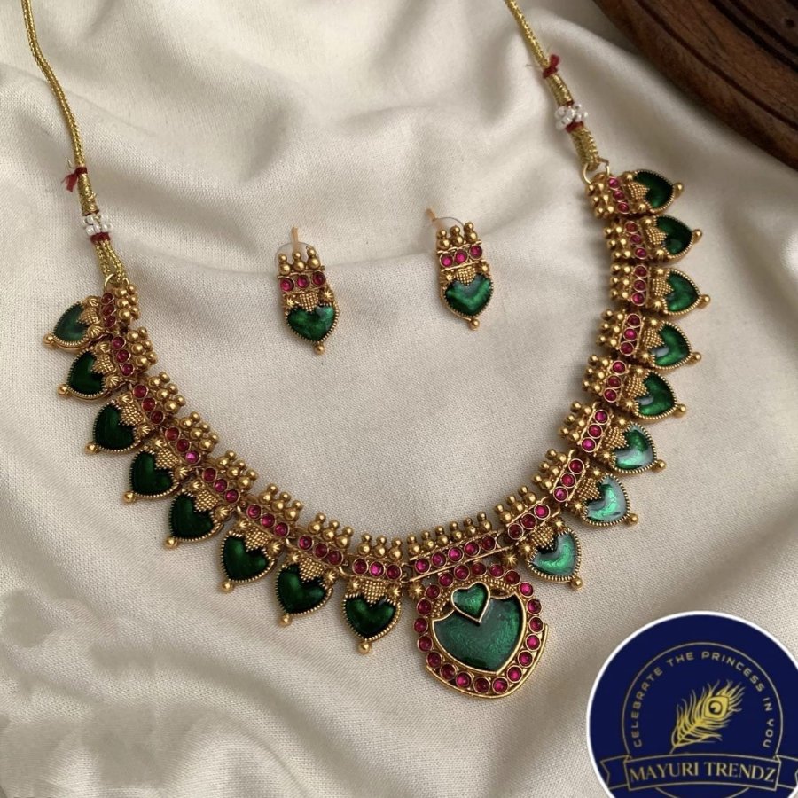 Kerala traditional palakka necklace with earrings