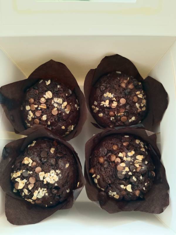 Eggless Oats choco chip muffin
