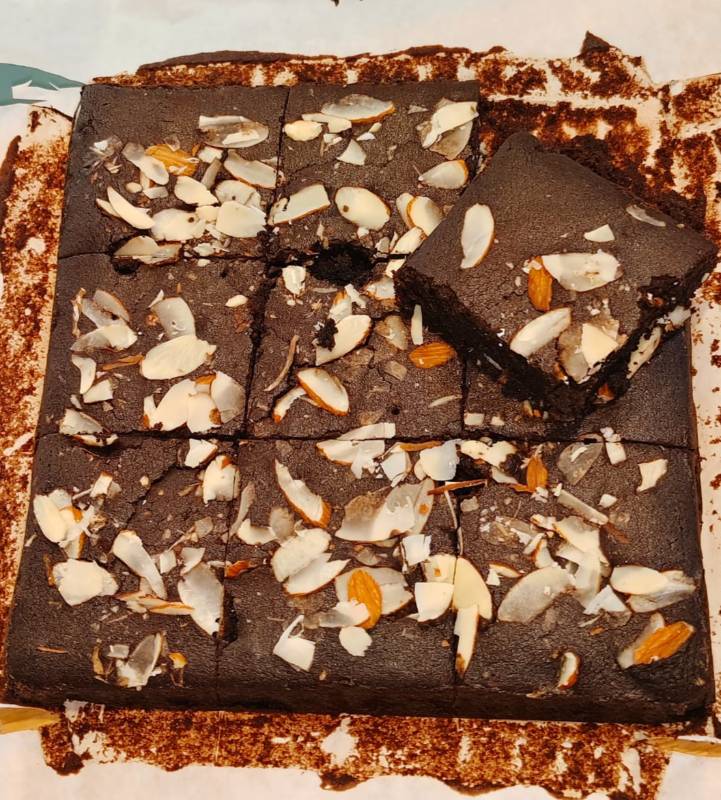 Ragi dates brownie