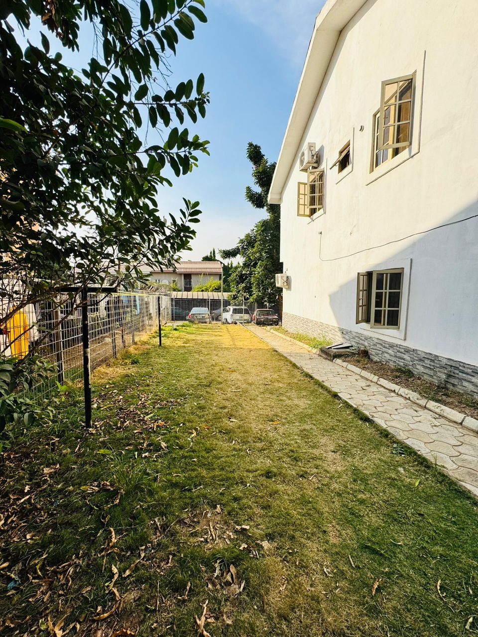 Gallery image 4