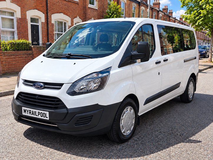 8 Seater XL vehicle - photo 1 of 2