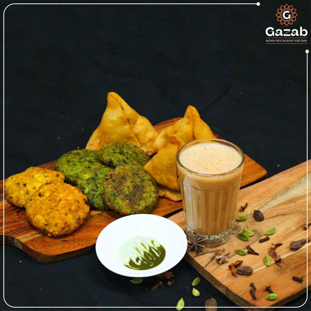 SAMOSA WITH CHUTNEY