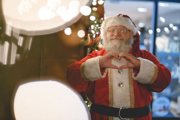 Santa and his Elves visit The Play Farm