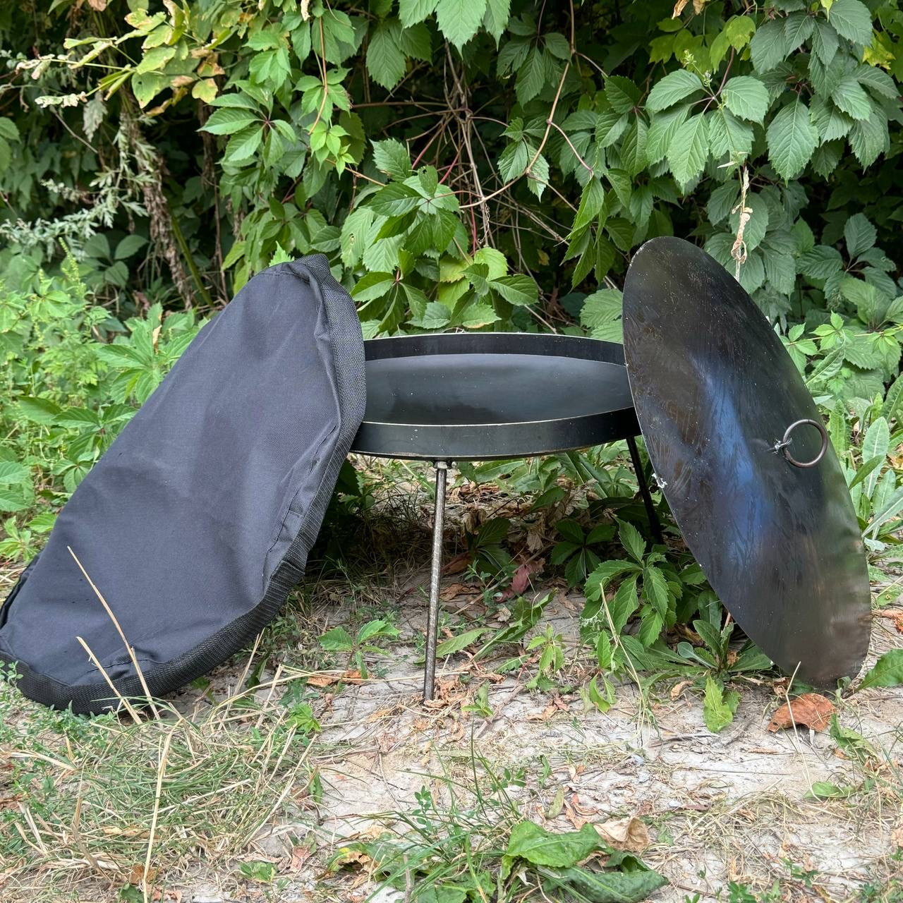 Сковорода з диска 60 см із кришкою нержавійкою, підставкоюдля вогню розбірних ногах 1м та чохолом - зображення 5