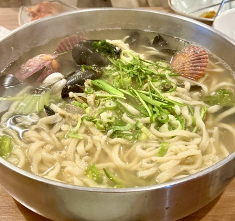 바담칼국수 본점