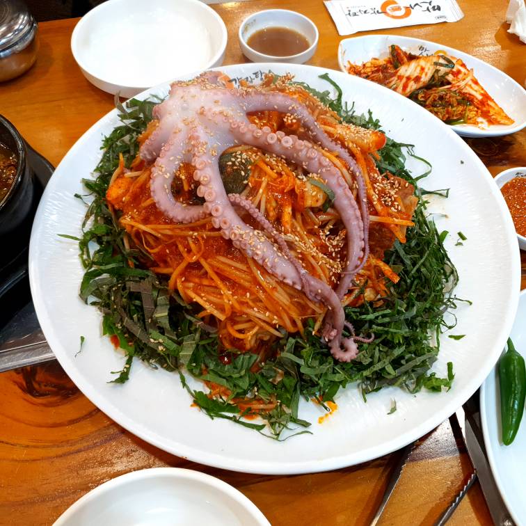 맛나감자탕 봉래점