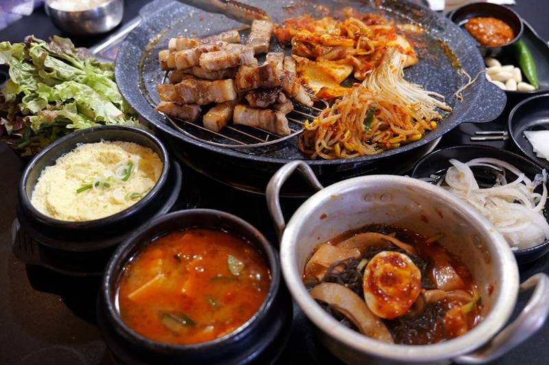 987솥뚜껑삼겹살 수원역로데오본점