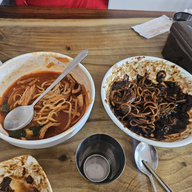 동서식당