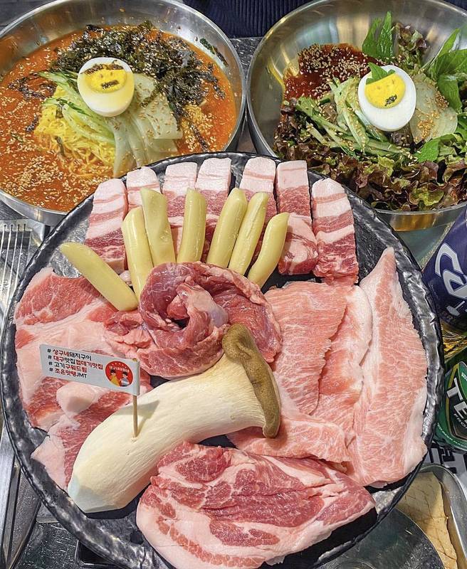 상구네돼지구이 다사점