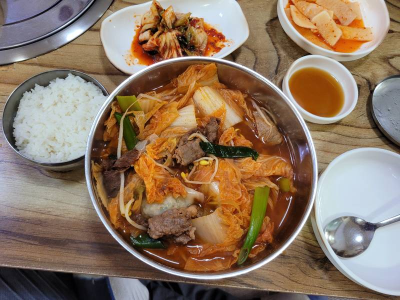 경성만두요리전문점