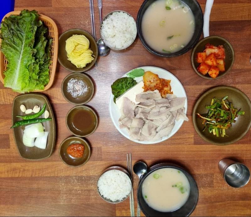 영진돼지국밥 본점