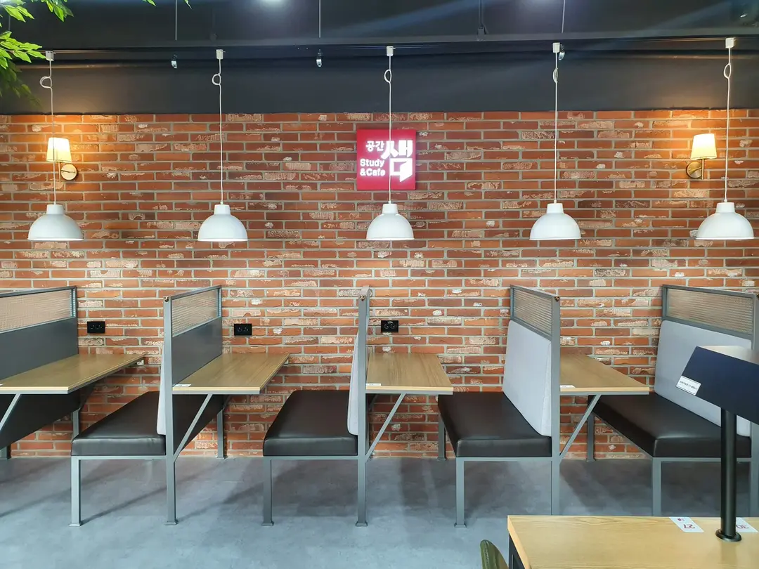 공간샘스터디카페 명일역점 사진 4