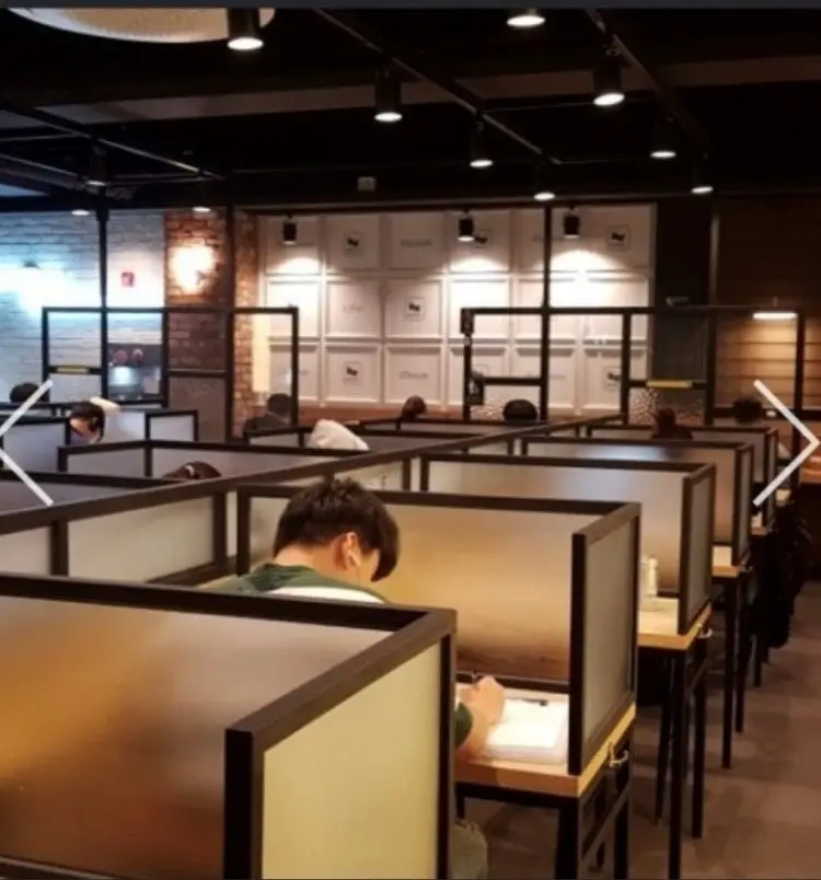 비에이블스터디카페 마포센터 사진 2