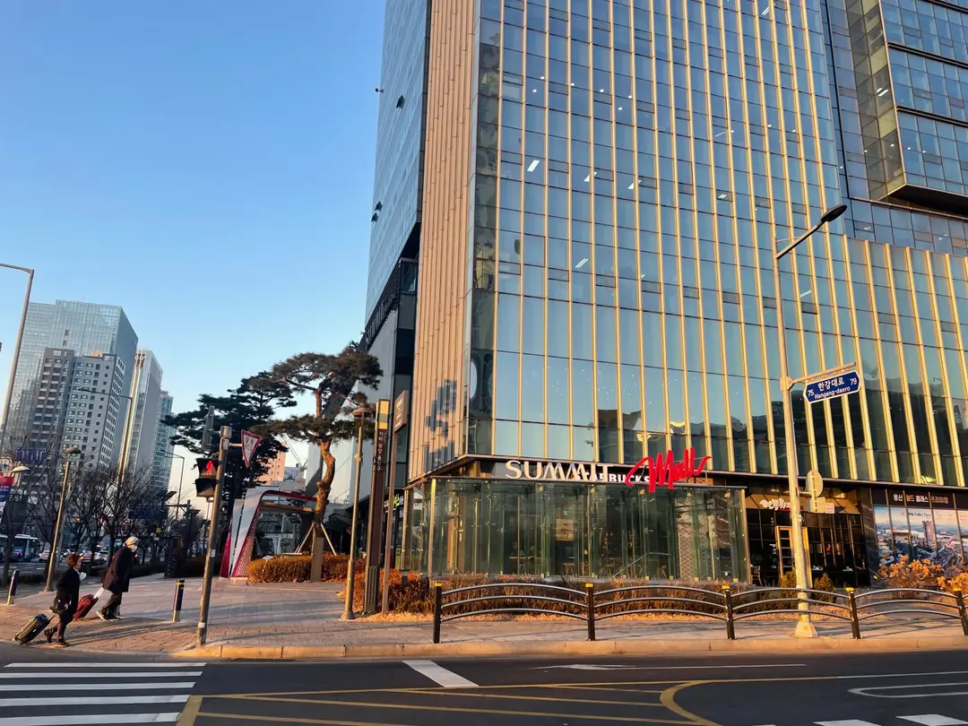 리얼스터디카페 용산역점 사진 3