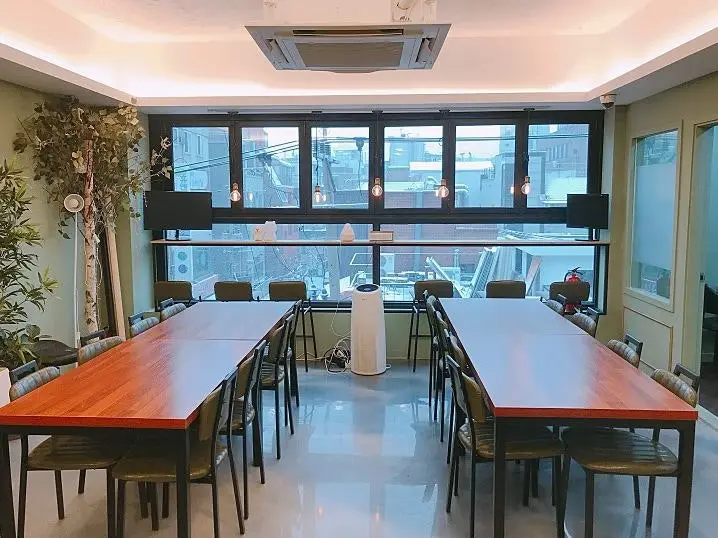 꿈틀스터디카페 신촌점 사진 2