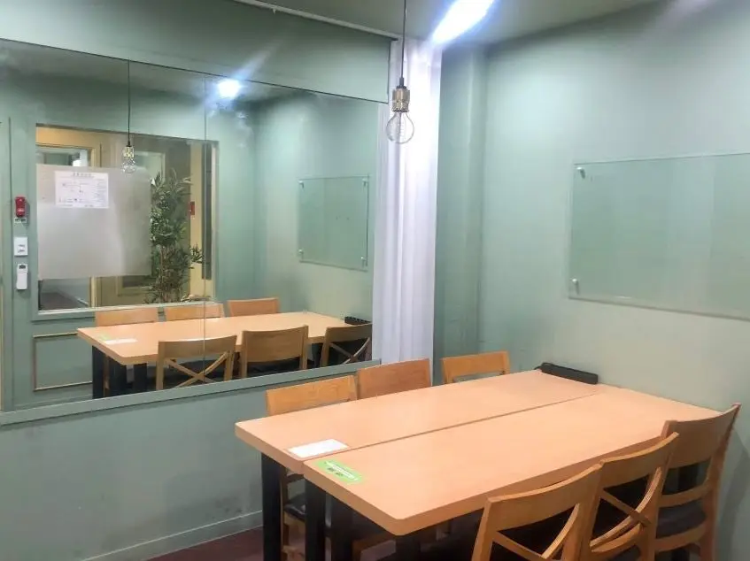 꿈틀스터디카페 신촌점 사진 3