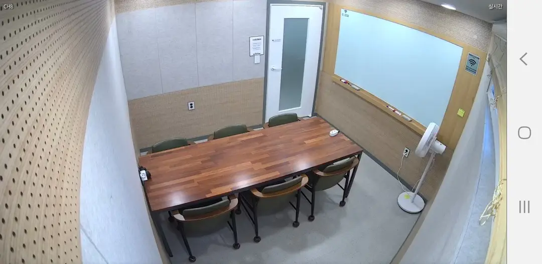 어라운드스터디카페 전농점 사진 3
