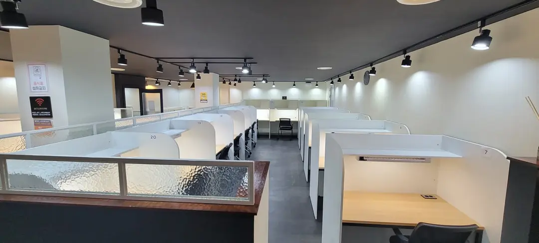 DCT 스터디카페 상왕십리점 사진 3