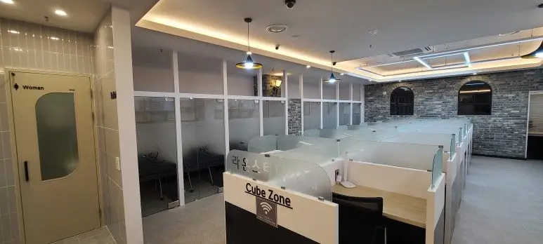 라온스터디카페 천호점 사진 4