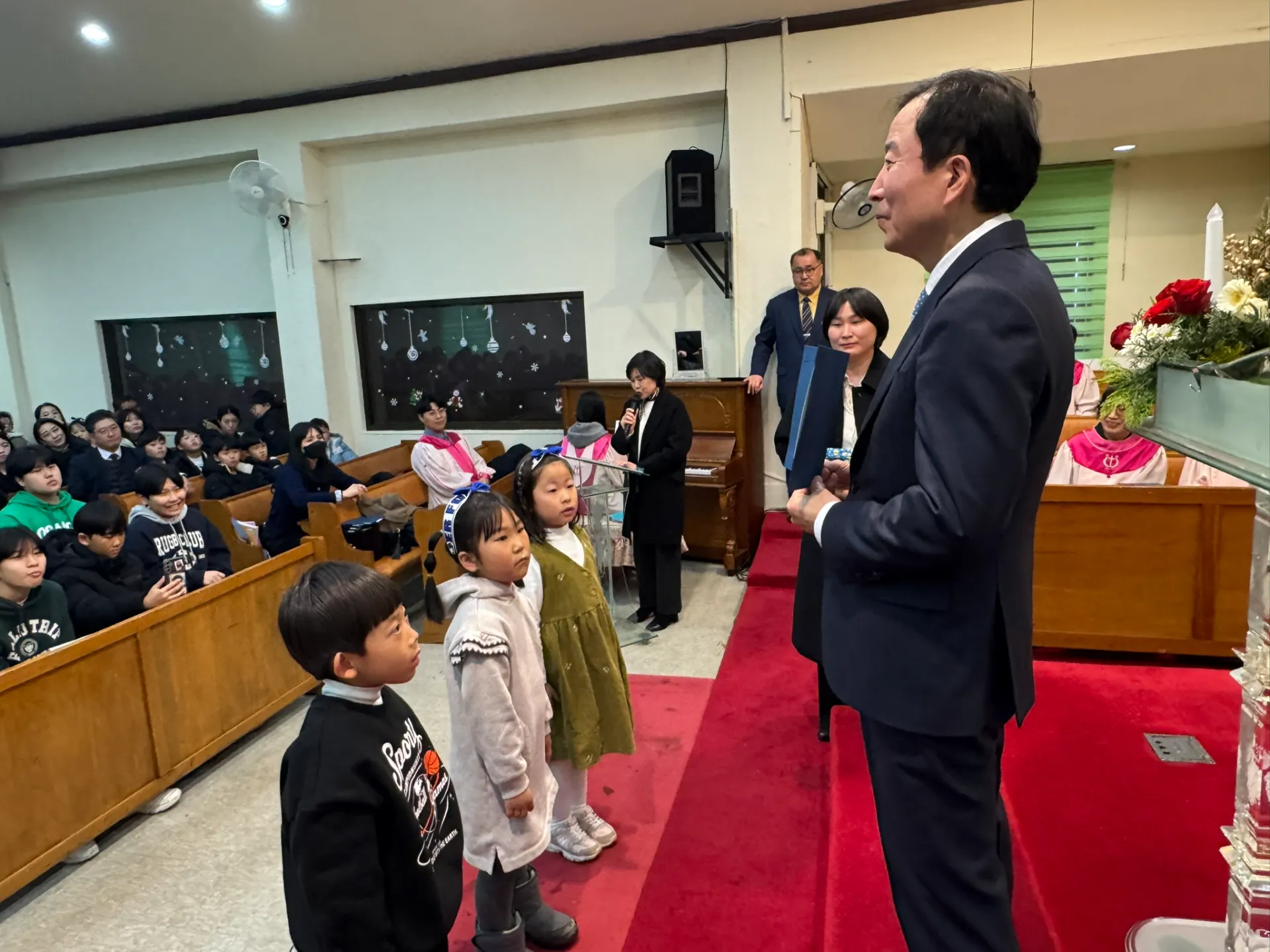 2025년 12월 28일 교육부 수료 및 진급예배