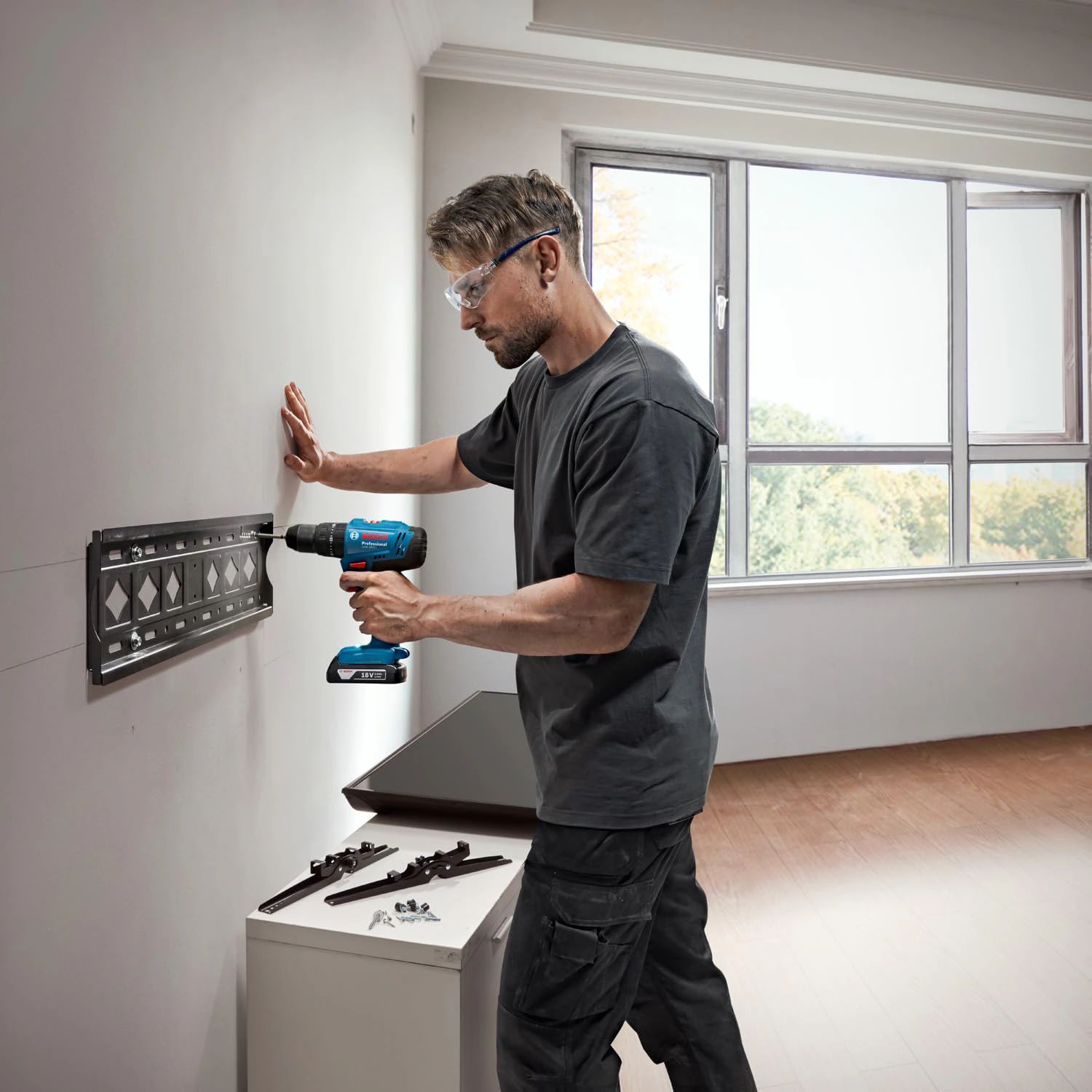 BOSCH GSB 183-Li Cordless Impact Drill/Drivers With 2 Batteries view 4