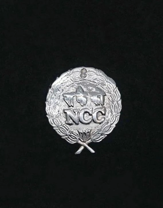 NCC Beret Cap with Badge and Red Hackle, Military Style Headwear view 3