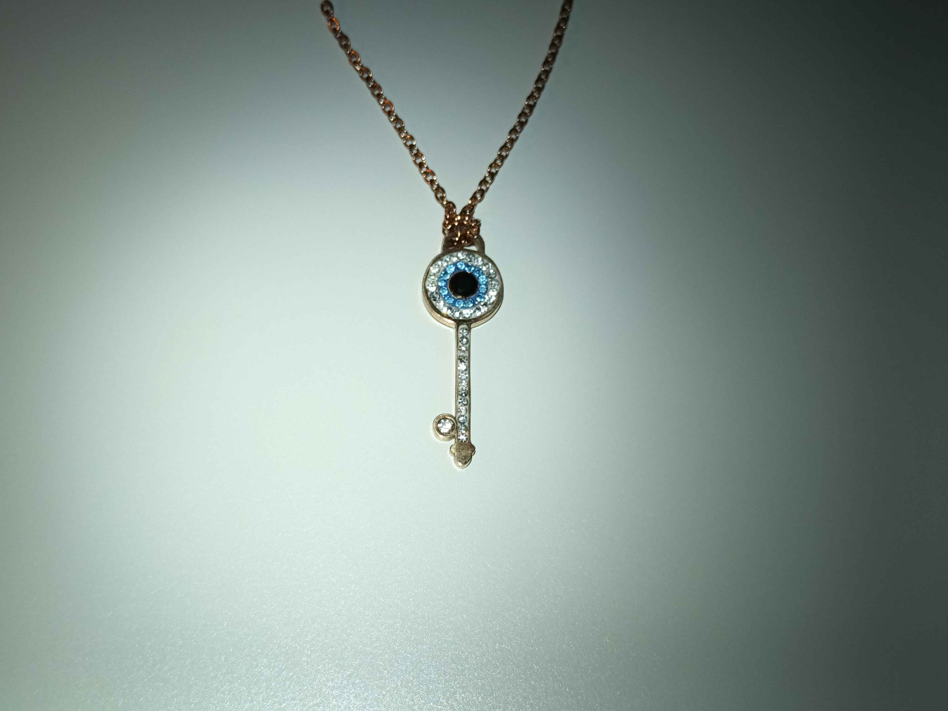 Collar Llave Ojo