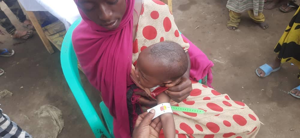 MUAC screening and nutrition care in Baarey Village