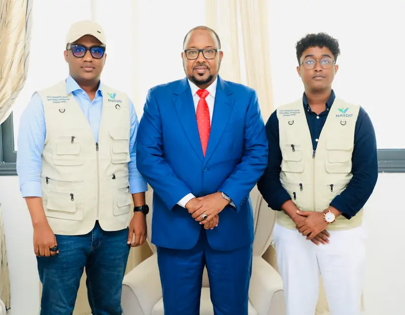 Mr. Abdirahman Mohamed Hassan, Executive Director of NASDO, paid a courtesy call on H.E. Abdikhadir Ahmed Aw-Ali (Firdhiye), President of the Northeastern State of Somalia, at his office in Mogadishu today.