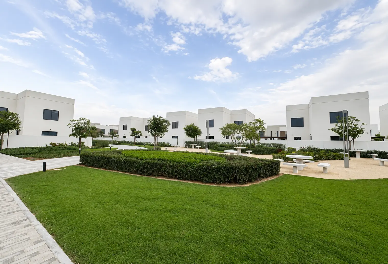 Rent Modern Townhouse 2BHK + Maids room | Noya 1 Yas Island