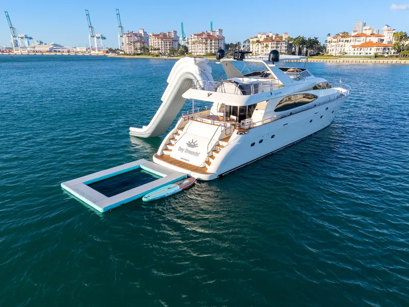 Azimut 90 ft