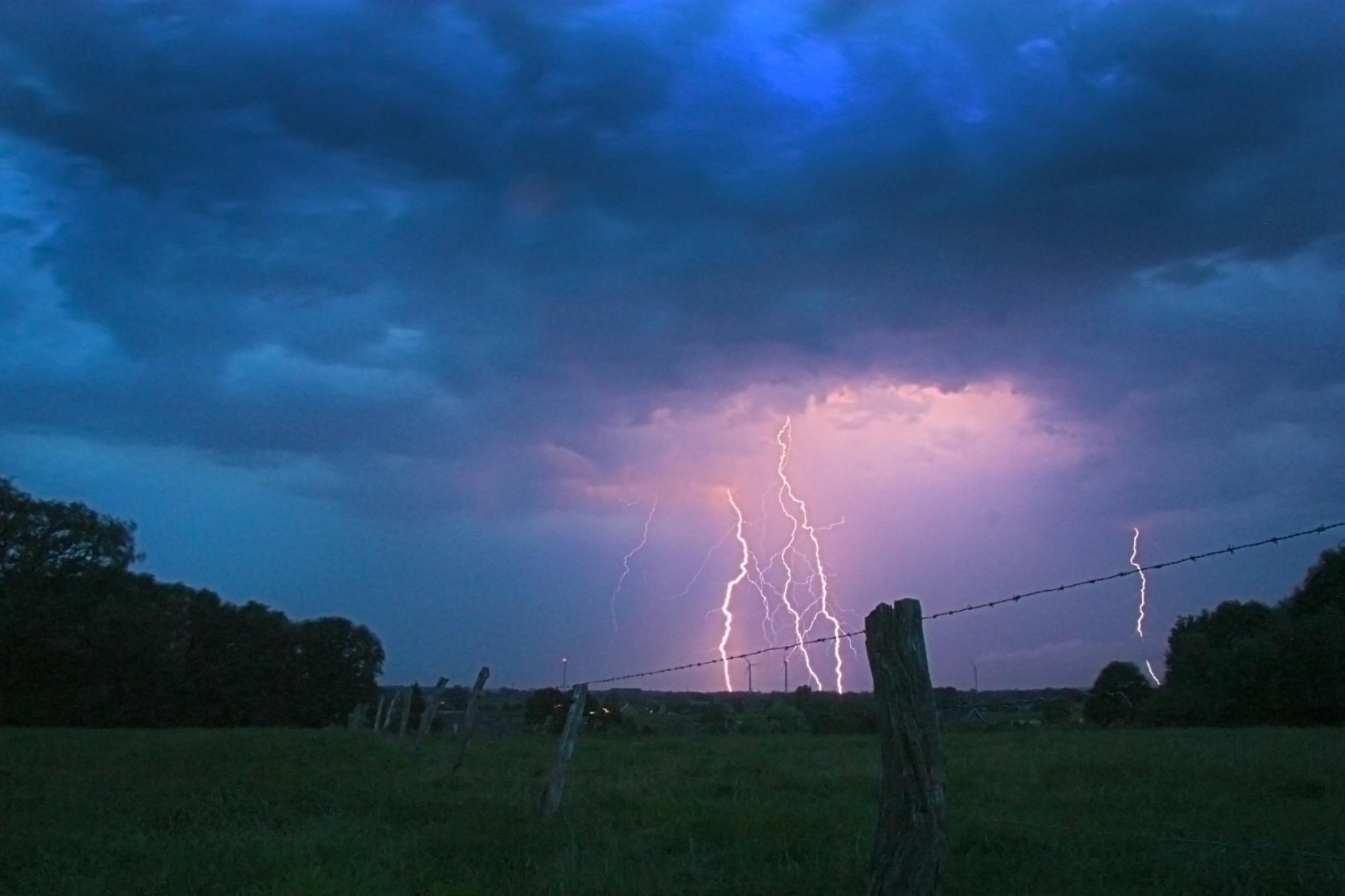 Cumulonimbus (Cb)