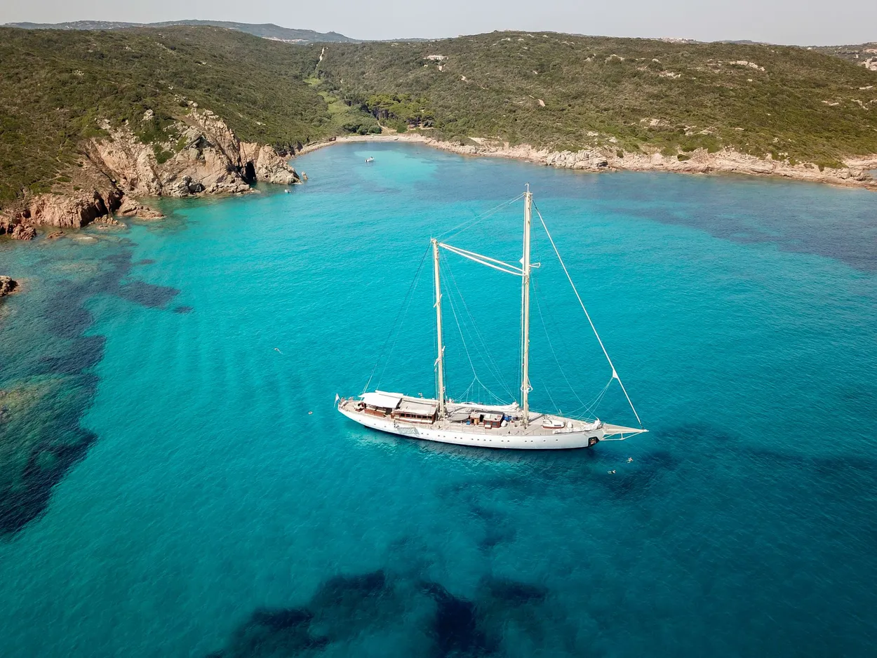 fleet2FsailingClassics2Faerea-mediterraneo