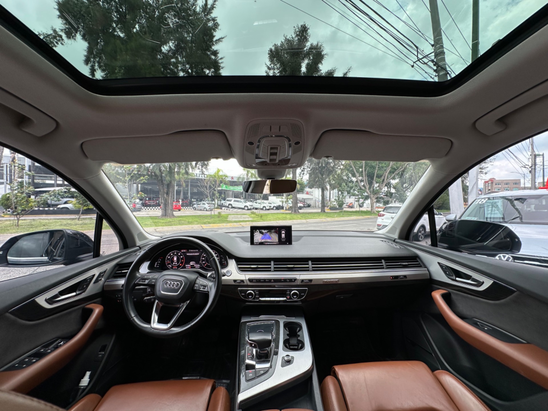 Audi Q7 Elite 2017-preview-13