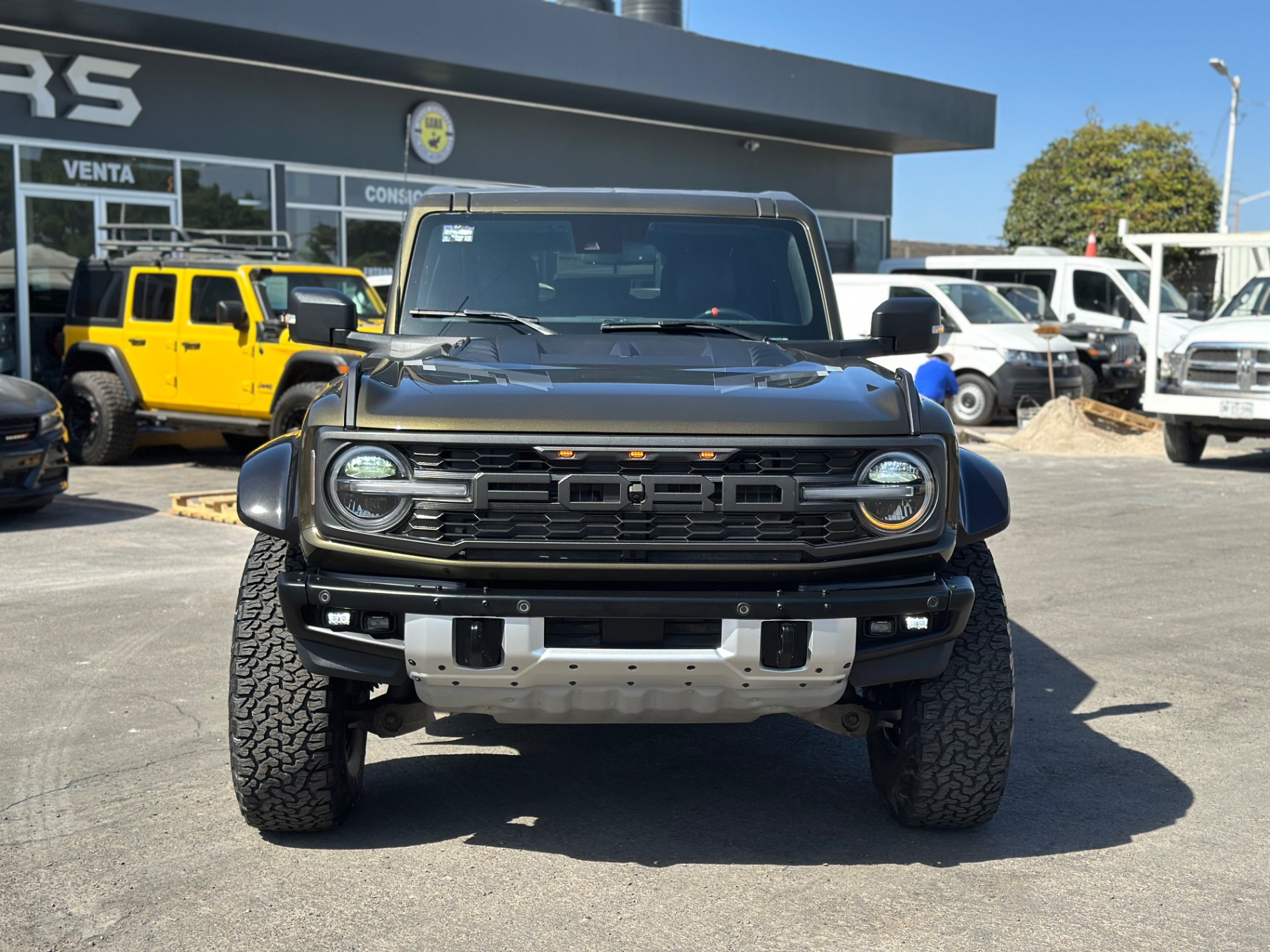 Ford Bronco Raptor  2024-preview-2