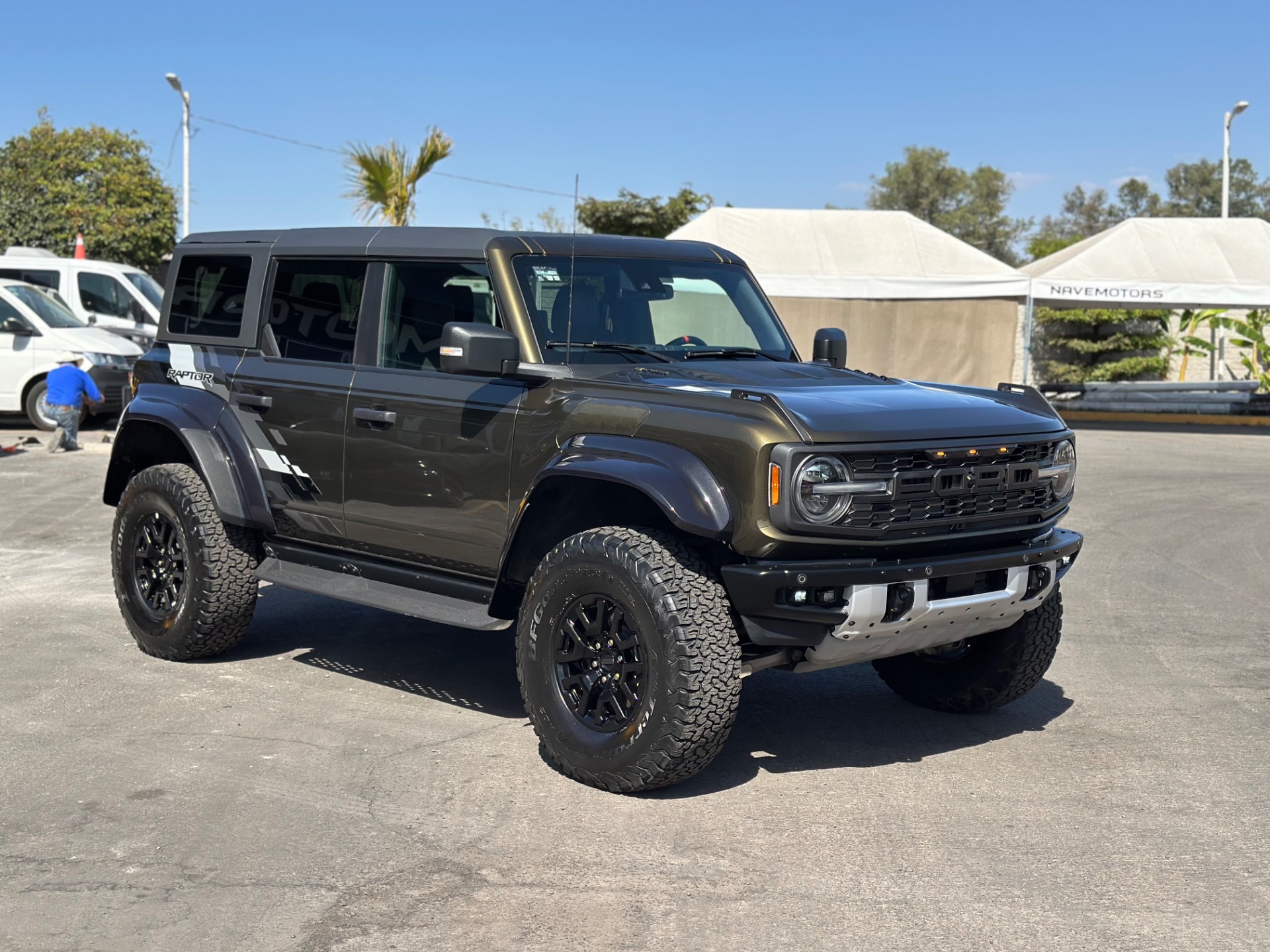 Ford Bronco Raptor  2024-preview-3