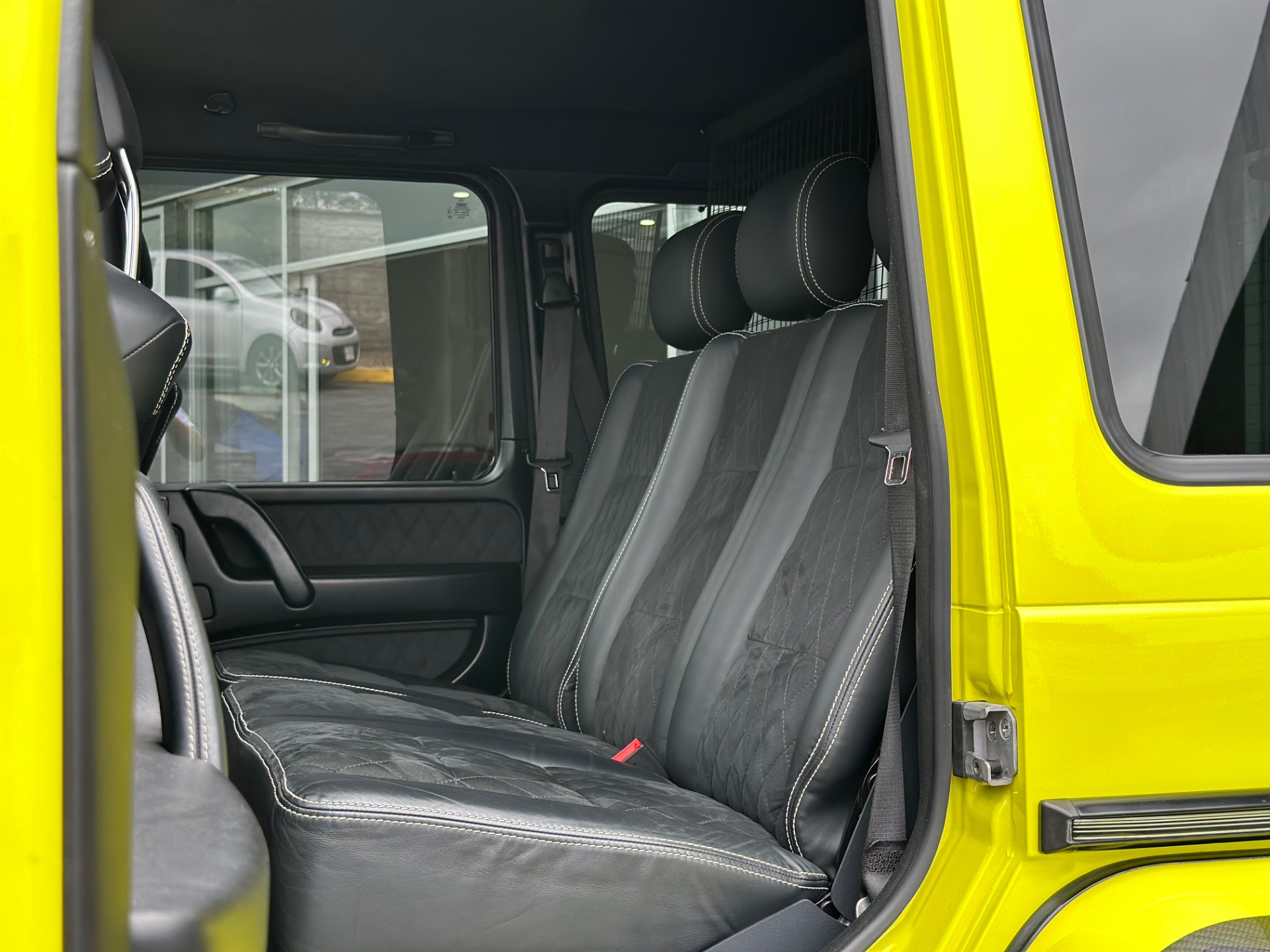 Mercedes-Benz G500 4x4 Squared  2017-preview-13
