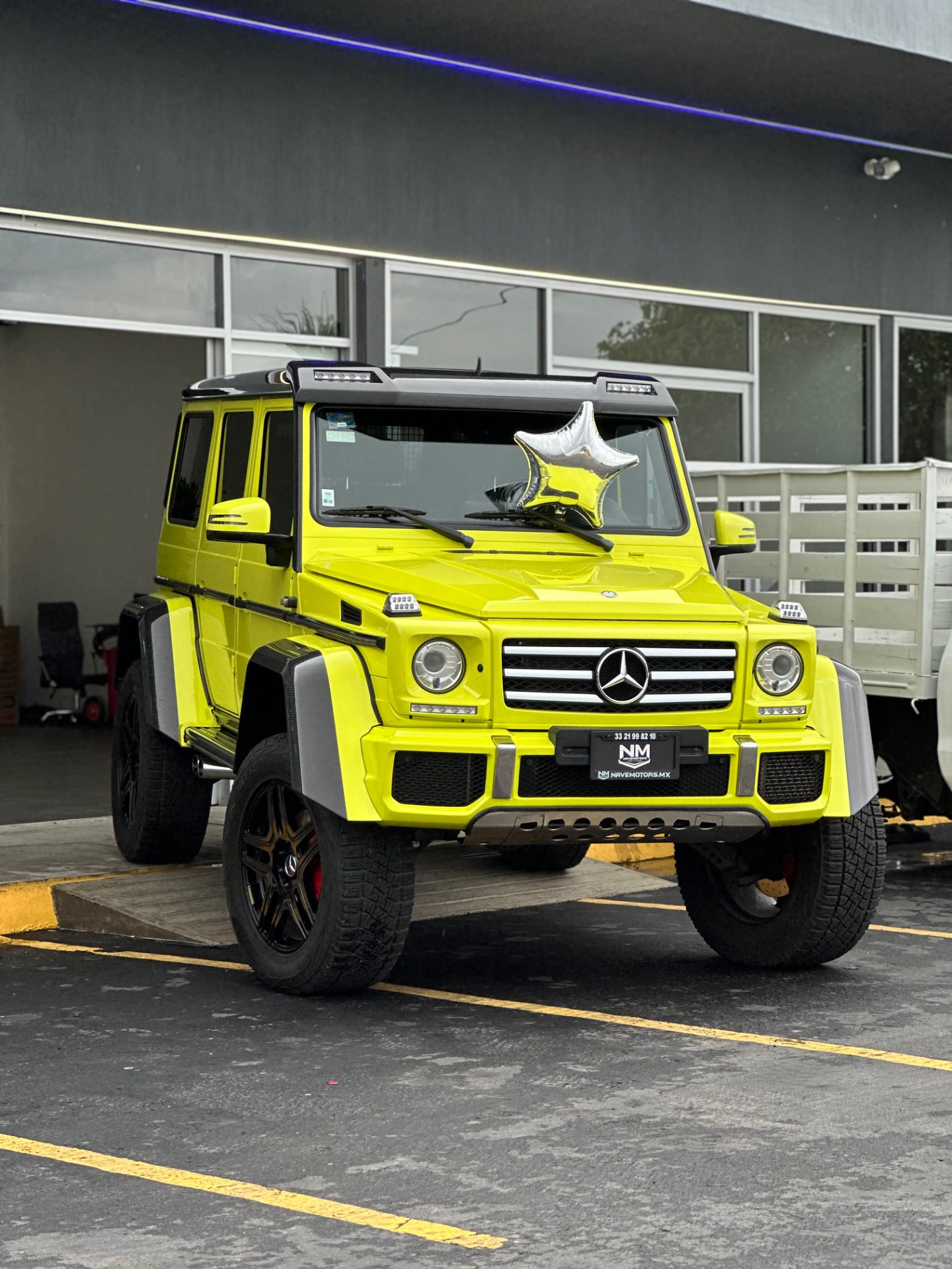Mercedes-Benz G500 4x4 Squared  2017-preview-18