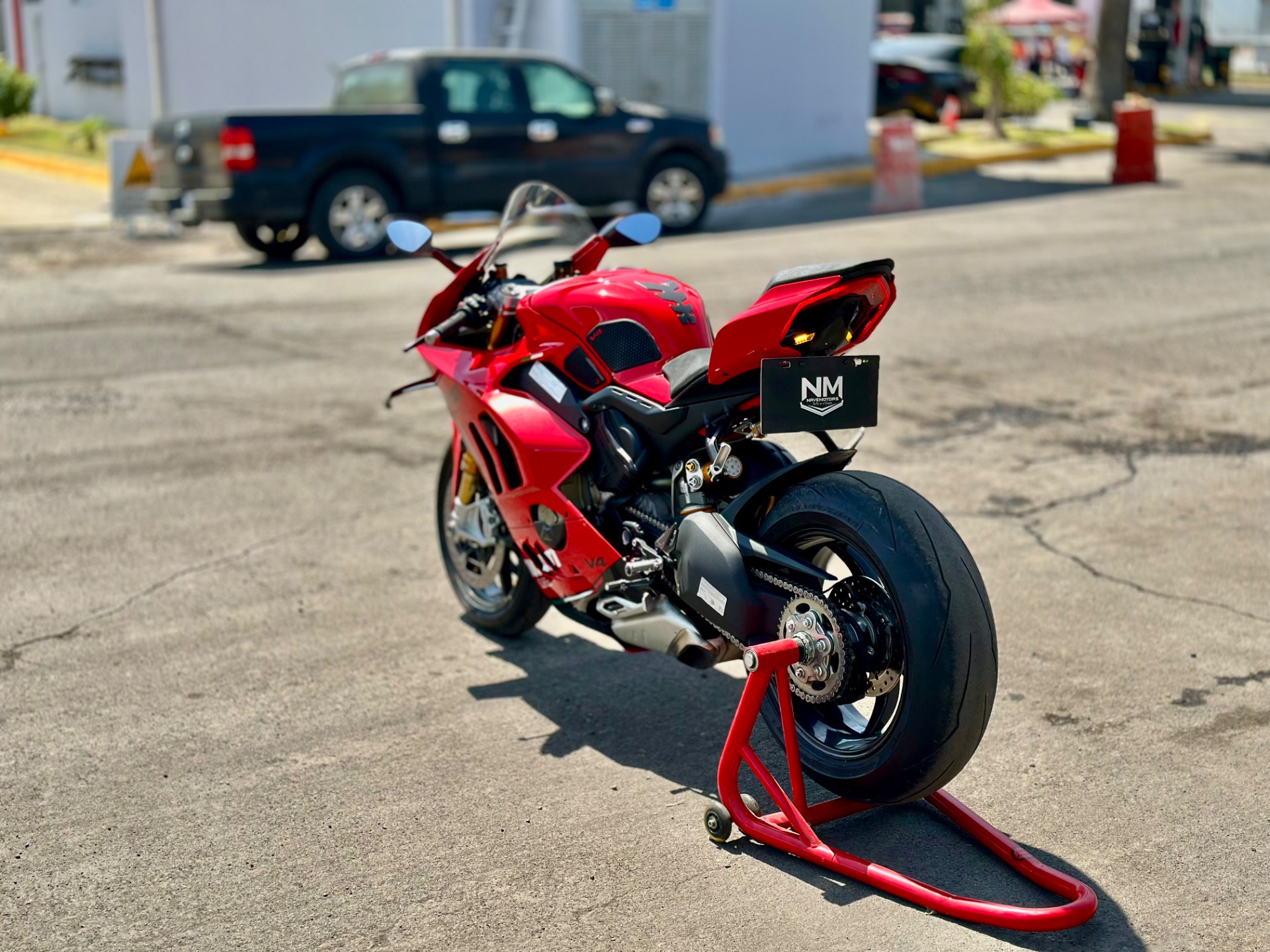 Yes! Ducati Panigale V4 2023-preview-6