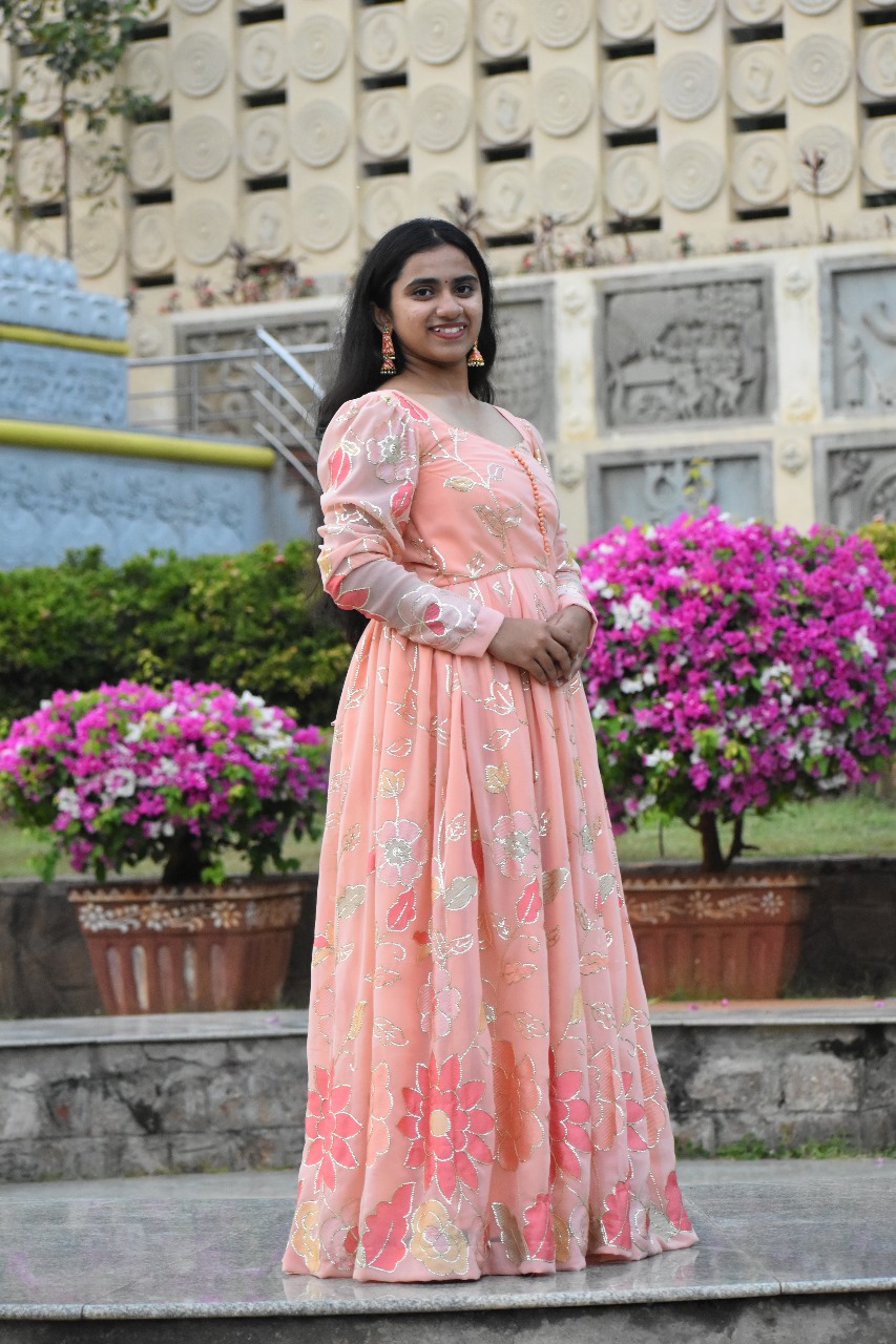 dress4 - 1d3b2ca679c14d7894a6ef045ef7148648163046