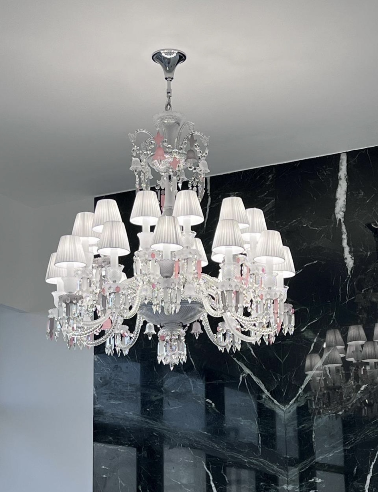 HANGING LAMP  - Image 1