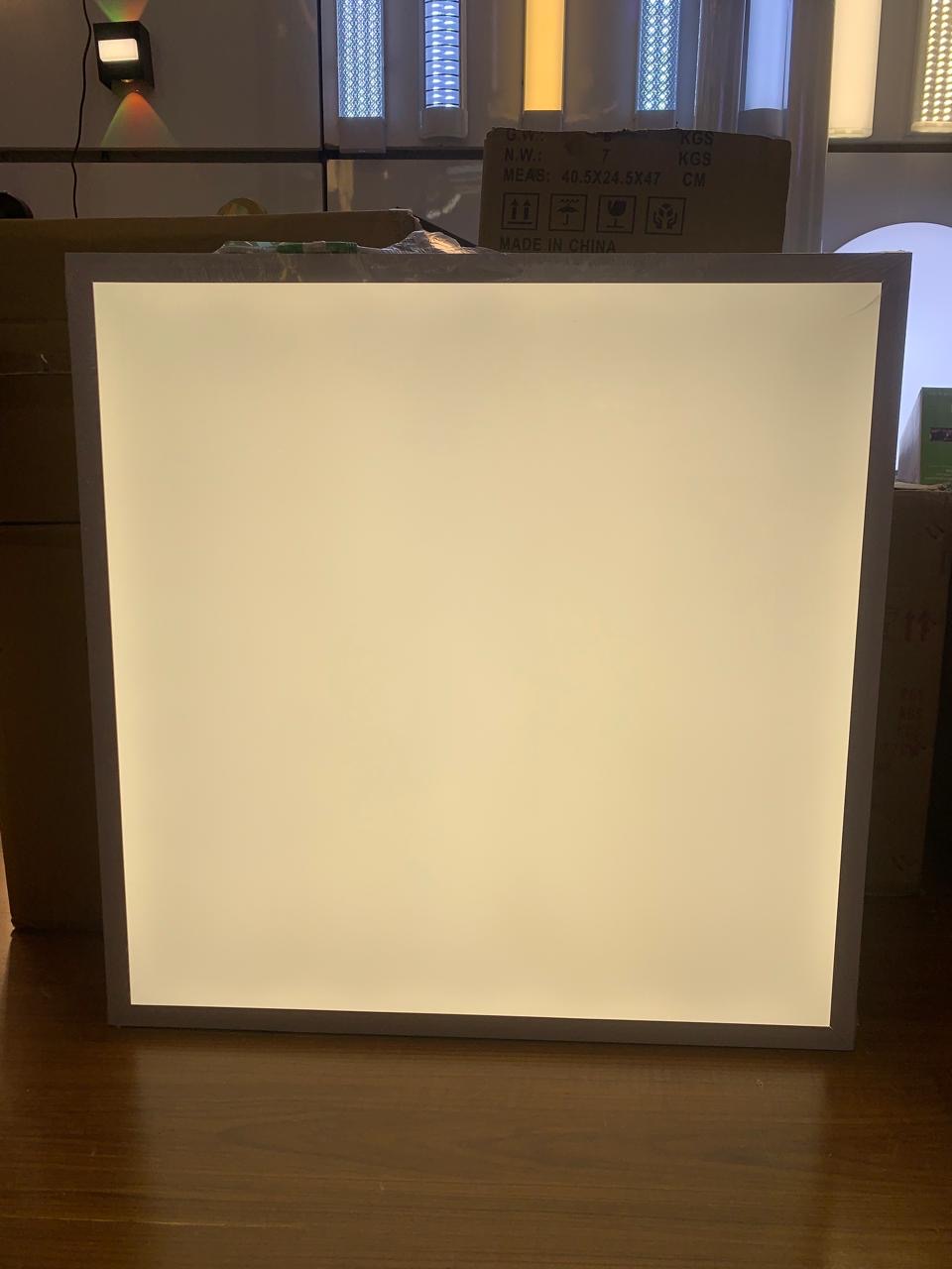 60*60 panel light aluminum body  thumbnail 2