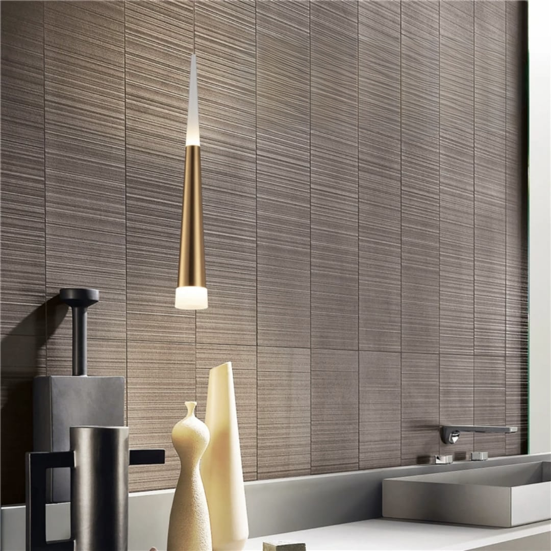 HANGING LIGHT  - Image 1